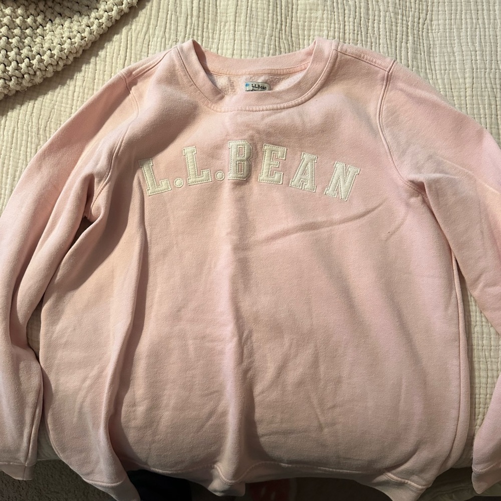 Women’s LL Bean sweatshirt